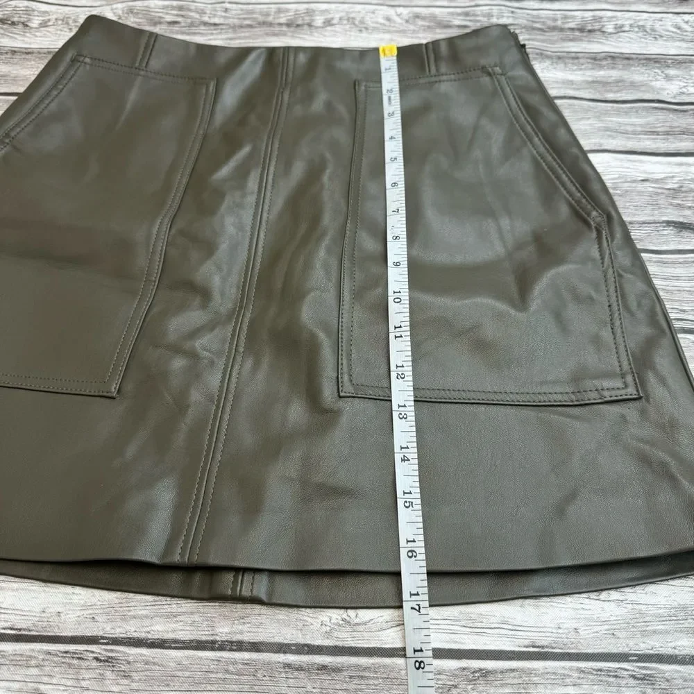 Women's H&M Faux Leather Mini Skirt Olive Green Size 8 Pencil Workwear
